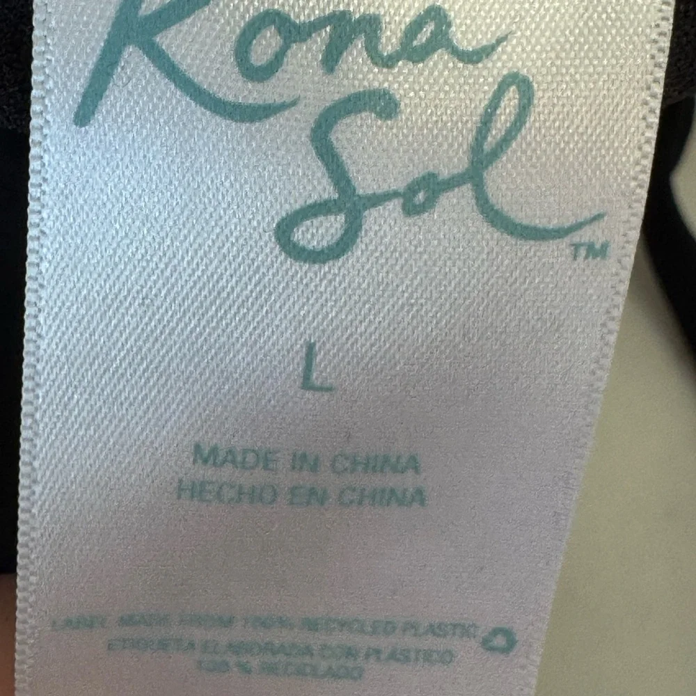Kona Sol Black Bikini Top Halter Padded Criss Cross Swim Bathing Suit L - Picture 4 of 5